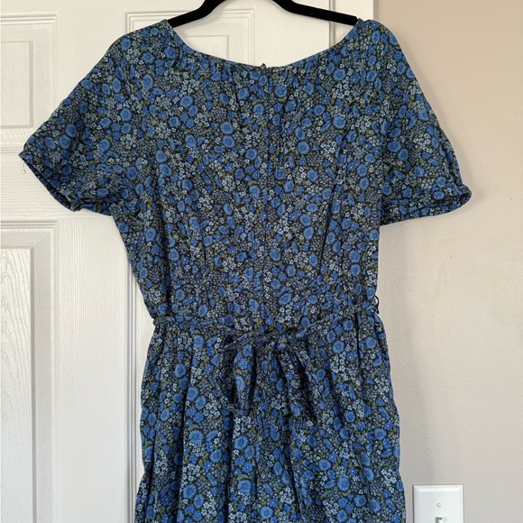 GAP Short Sleeve Raglan Summer Jumpsuit Blue Floral size 12 - Picture 4 of 10